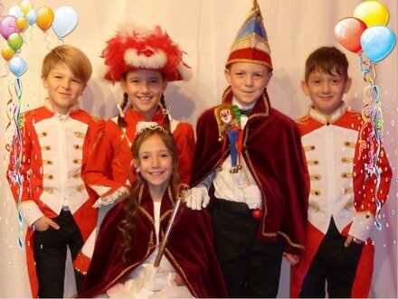 Das Kinderprinzenpaar im Jahr 2022/2023 Das Kinderprinzenpaar im Jahr 2022/2023